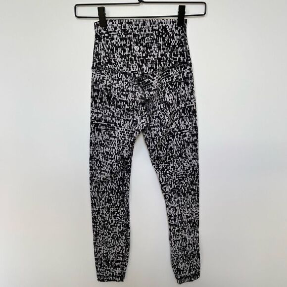 Lululemon Align Pant II 25" High Rise Leggings Urban Block Ice Grey Black size 2 - Picture 5 of 14